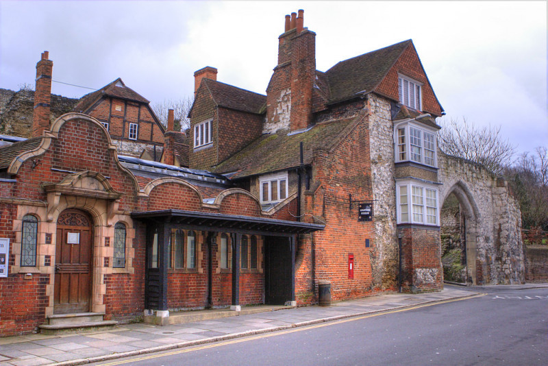 free-day-out-surrey-guildford-museum